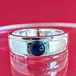 GENUINE BLUE SAPPHIRE 925 STERLING SILVER RING SIZE 8